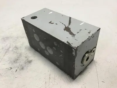 USED VICKERS DGMX2-5-PP-FW-S-30