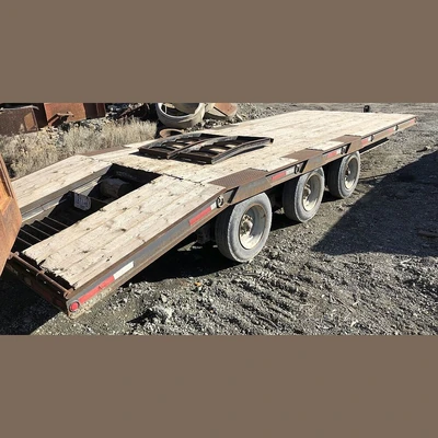 25ft. Beaver Tail Trailer