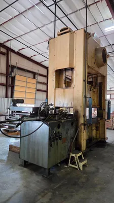 1996 CLEARING NIAGARA SE2-300-84-48UH Straight Side Mechanical Stamping Presses | Rygate LLC (5)