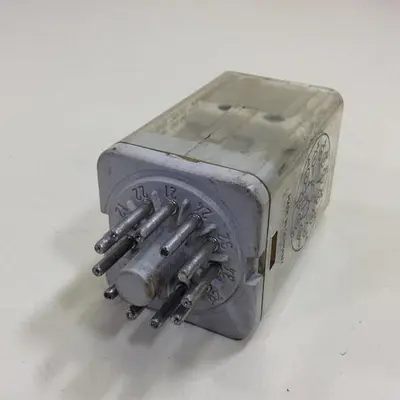 USED ALLEN BRADLEY 700-HA33A1 SER A