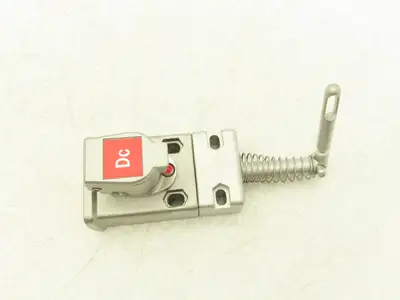 Allen Bradley 440T-MSALE10DC Guardmaster Trapped Key Interlock Switch No Key