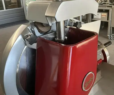 USED BERKEL 330M