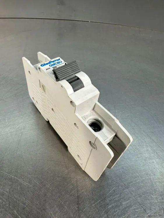 Used Gladiator 60947-2 PLC Input & Output | Palmetto Automation #1156551