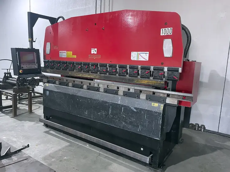 Used 1991 AMADA RG 100 Press Brakes Illinois US | Machinery Marketing International #1364655