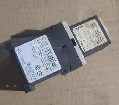 USED SIEMENS 3RH1122-1BB40