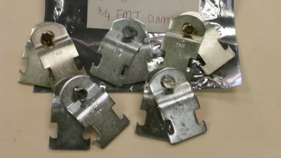 USED Thomas & Betts 3/4" EMT Pipe Strut Clamps