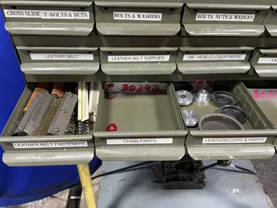 Used EQUIPTO _UNKNOWN_ Cabinets Ohio US | HGR 24 #1289734