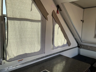 USED 2022 COLUMBIA ALINER EXPEDITION