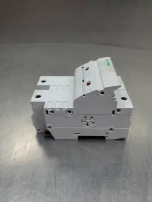 USED Littelfuse LFPSJ-ID FUSE HOLDER, 2 POLE, 30A, 600V.
