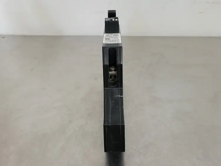 Used SQUARE D QOB120AS Switchgears British Columbia CA | Lenmark #241419