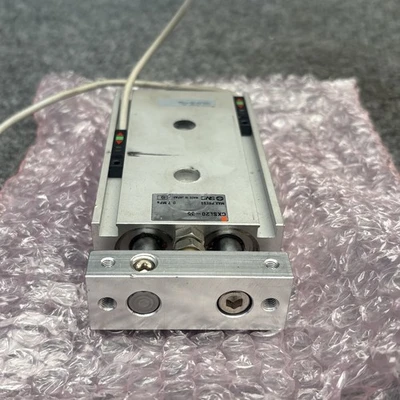 Used SMC CXSL20-35-Y7NWL Pneumatic Cylinders California US | Davliegogo LLC #1705659