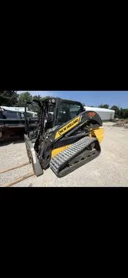 2022 FORD NEW HOLLAND C337 Skid Steers | Iron Listing (4)