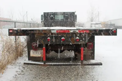 INTERNATIONAL 4300 DT466 BOX TRUCK | Levy Recovery Group (17)