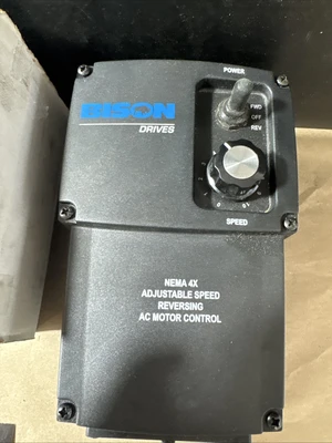 NEW Bison 170-543-0004