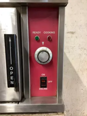 152-0702 Crown Food Service Equipment Escan Convection Steamer