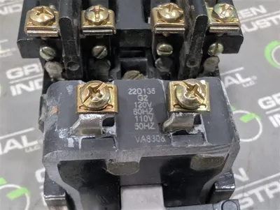 General Electric CR2810A14AC2 Machine Tool Relay 10A 4 Pole New NIB