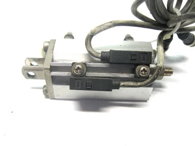USED SMC SMC CDQ2D16-30DCM