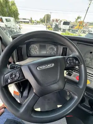 Used 2019 FREIGHTLINER CASCADIA 112 Hooklifts & Roll-Offs California US | Commerce Truck Equipment Sales #1548708