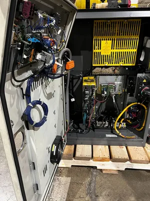 Used 2010 FANUC R-2000IB/165F + R-30IA Robots Michigan US | iGAM Industrial Marketplace #1420637
