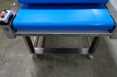 New | in-Stock BECOM MFG BE-DLM-4000 Food Formers California US | BakeryEquipment.com #1554895
