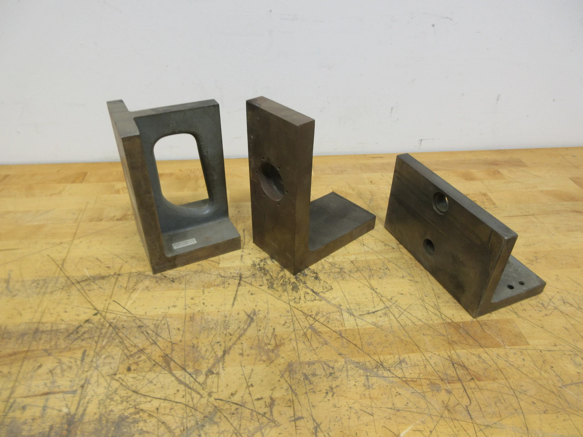 Used GENERIC GENERIC Workholding (Misc) Minnesota US | Machinesused.com #1271487