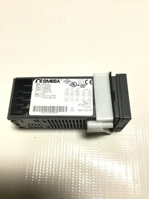 USED OMEGA ENGINEERING CN3271-R1-R2