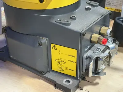 Used 2011 FANUC LR MATE 200IC Robots Ohio US | HGR 24 #1543293