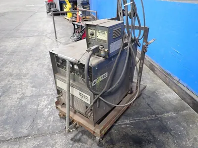 Used LINCOLN ELECTRIC IDEALARC R35400 Welding Machinery (Other) Ohio US | HGR 24 #900525