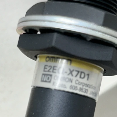 NEW Omron E2EQX7D12M
