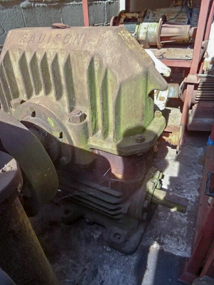 Radicon 17" 60:1 Ratio Hoz Gearbox R/Hand
