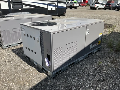 Used BRYANT 559KE06A000A3A0AC, 5 TON Air Conditioning Equipment Michigan US | Miedema Asset Management Group #1330111