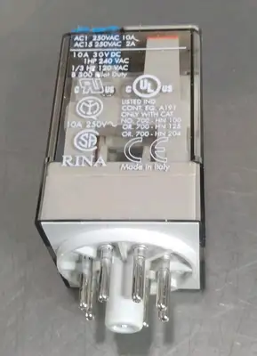 Allen Bradley 700-HA32Z24-3-4/D Relay Loc4E40