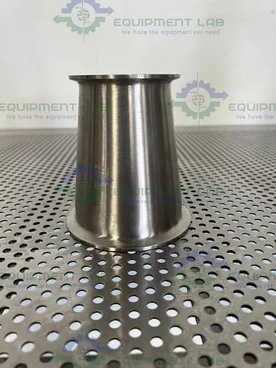 Used STAINLESS STEEL REDUCER W/ 3" TO 4" SANITARY FITTINGS Valves/Fittings California US | Equipment Lab #487971