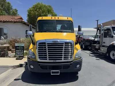 Used 2019 FRHT X11364ST Conventional trucks California US | Commerce Truck Equipment Sales #1548749
