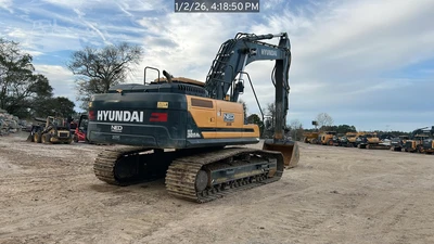 Used 2023 HYUNDAI HX300AL Crawler Excavators North Carolina US | National Equipment Dealers #1422408