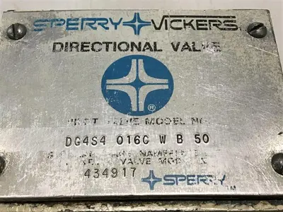 USED SPERRY VICKERS DG4S4 016C W B 50