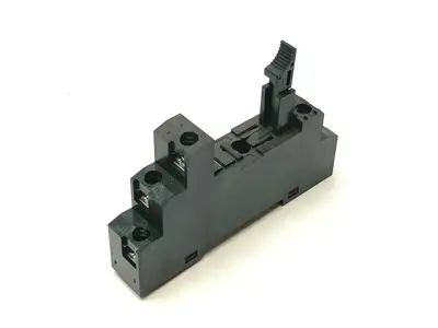 700-HN121 | Allen Bradley  Ser. A Relay Base - Used