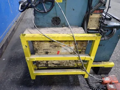 USED AMADA S1232