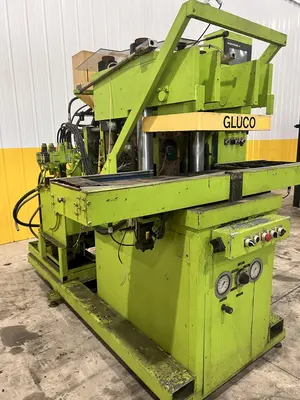 USED GLUCO HVS40
