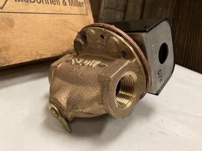 New | in-Stock MCDONNELL & MILLER FS6-3/4 Pressure Switches Ohio US | Surplus Asset Holdings #1225940