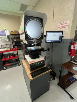 2022 MITUTOYO PJ-PLUS Optical Comparator | Midstate Machinery (1)
