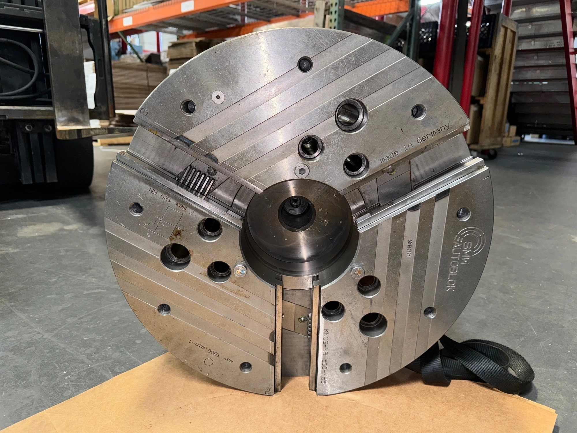 USED SMW AUTOBLOK 20" 3 jaw SMW Autoblok model BB-N-500-205 with a 8.1" hole and a A15 adapter plate