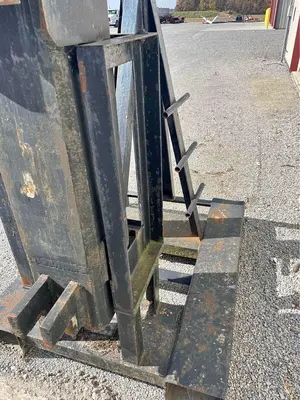 30,000 LBS FORKLIFT LIFTING BOOM WITH STAND: STOCK #19180