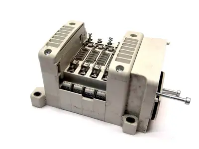 USED SMC 4 VALVE PNEUMATIC 5 PORT MANIFOLD INTERFACE