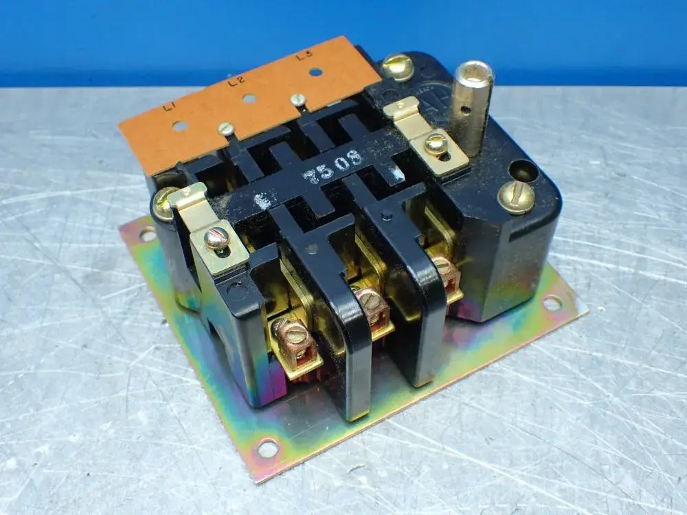 New | in-Stock ARROW HART RAD130U Relays & Switches Ohio US | HGR 24 #883002