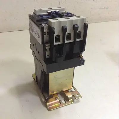 USED TELEMECANIQUE LP1D5011