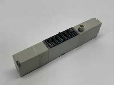 051BB4Z2MN00061 | Numatics  Single Solenoid Valve 120 PSIG 24VDC - Used