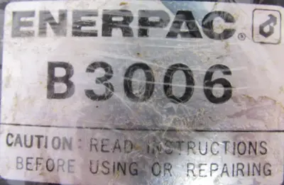 USED ENERPAC B3006 AIR HYDRAULIC BOOSTER