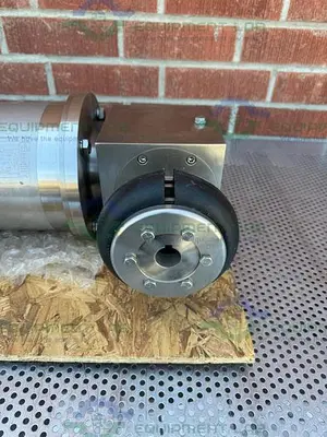 USED STAINLESS MOTORS F2Q4BBOAY WASHDOWN DUTY MOTOR W/ SPIRAL BEVEL REDUCER 3PH