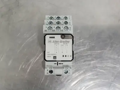 USED ALLEN-BRADLEY 700-HB32A1